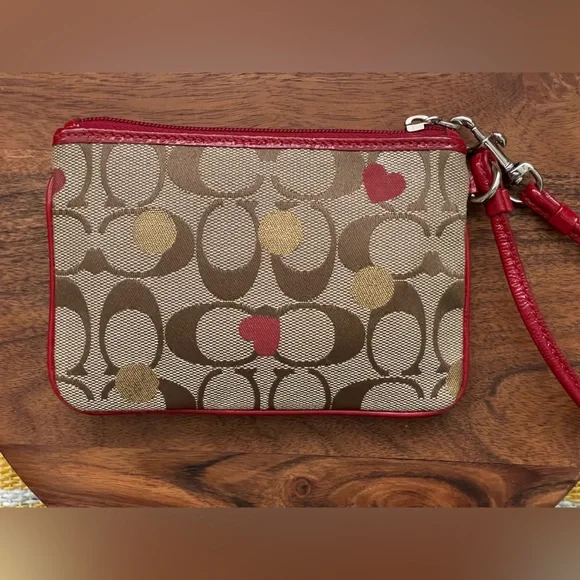 COACH Tan Signature Jacquard w/Gold Dot & Red Heart Set - Picture 4 of 10